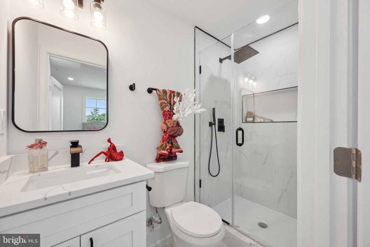 1507 ERIE ST SE, WASHINGTON, District Of Columbia 20020, 4 Bedrooms Bedrooms, 9 Rooms Rooms,4 BathroomsBathrooms,Residential,For sale,1507 ERIE ST SE,DCDC2209414 MLS # DCDC2209414