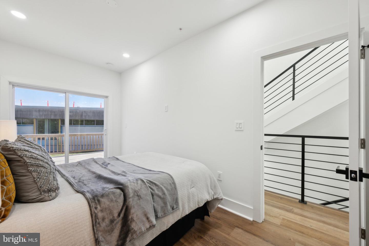 1507 ERIE ST SE, WASHINGTON, District Of Columbia 20020, 4 Bedrooms Bedrooms, 9 Rooms Rooms,4 BathroomsBathrooms,Residential,For sale,1507 ERIE ST SE,DCDC2209414 MLS # DCDC2209414