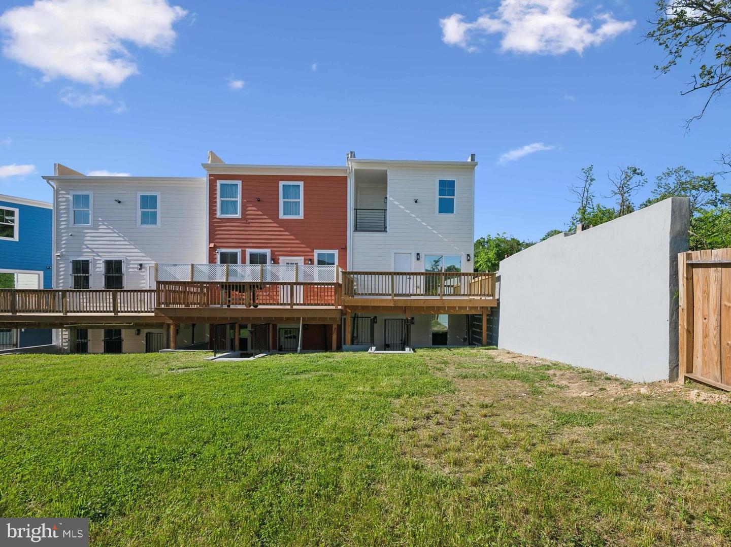 1507 ERIE ST SE, WASHINGTON, District Of Columbia 20020, 4 Bedrooms Bedrooms, 9 Rooms Rooms,4 BathroomsBathrooms,Residential,For sale,1507 ERIE ST SE,DCDC2209414 MLS # DCDC2209414