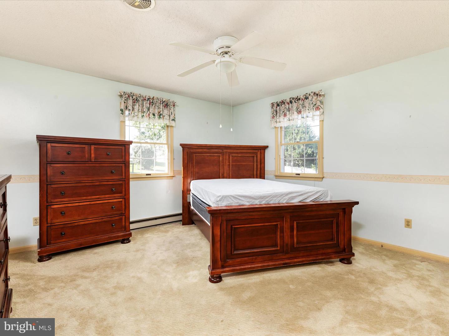 412 HENRY DR, WOODSTOCK, Virginia 22664, 3 Bedrooms Bedrooms, ,3 BathroomsBathrooms,Residential,For sale,412 HENRY DR,VASH2011942 MLS # VASH2011942