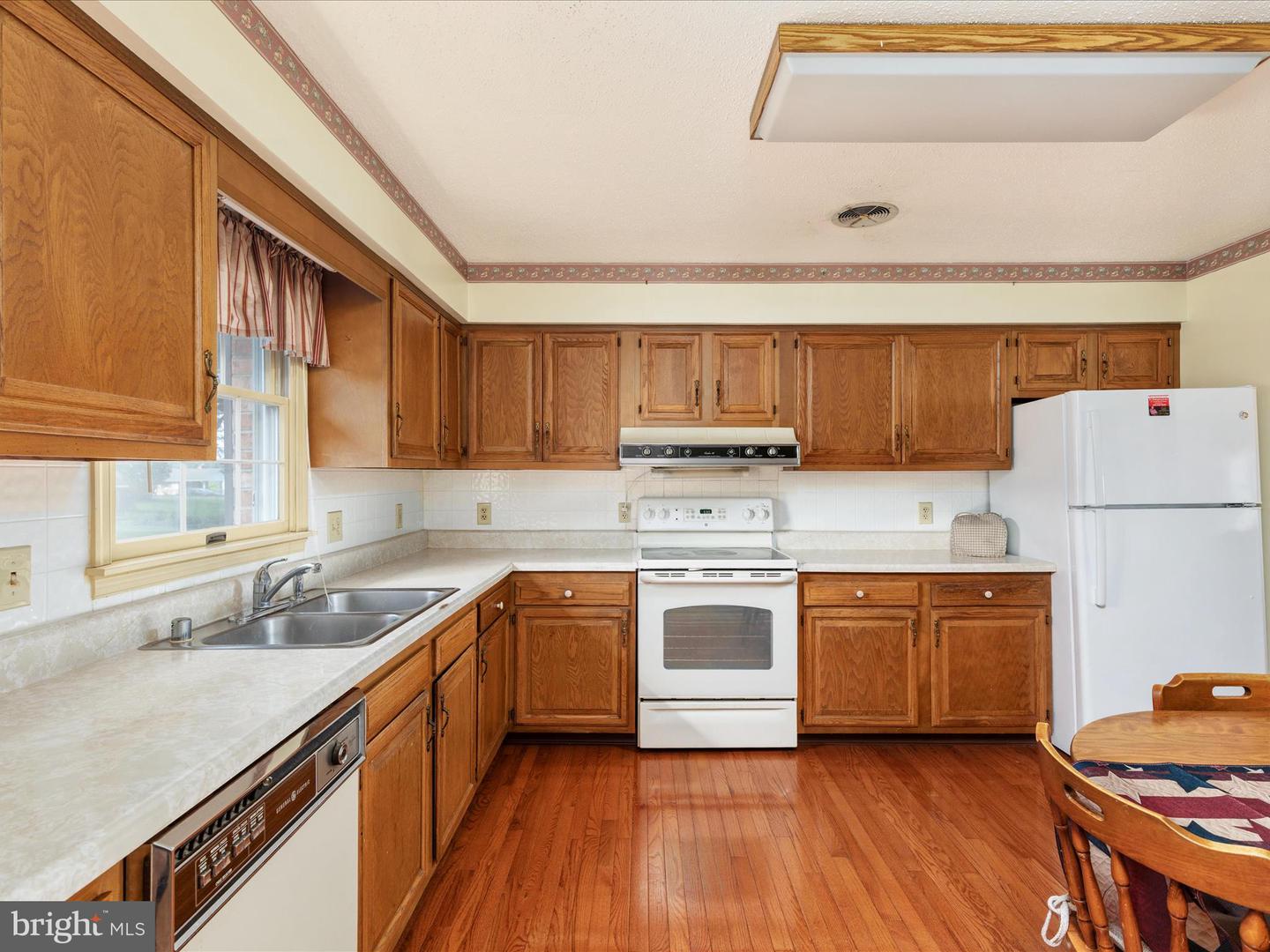 412 HENRY DR, WOODSTOCK, Virginia 22664, 3 Bedrooms Bedrooms, ,3 BathroomsBathrooms,Residential,For sale,412 HENRY DR,VASH2011942 MLS # VASH2011942