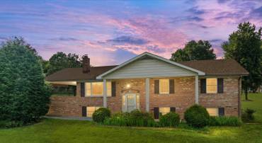 412 HENRY DR, WOODSTOCK, Virginia 22664, 3 Bedrooms Bedrooms, ,3 BathroomsBathrooms,Residential,For sale,412 HENRY DR,VASH2011942 MLS # VASH2011942
