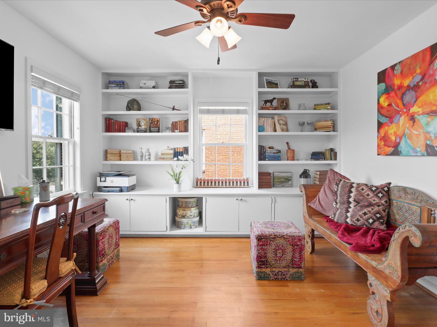 610 S ROYAL ST, ALEXANDRIA, Virginia 22314, 2 Bedrooms Bedrooms, ,2 BathroomsBathrooms,Residential,For sale,610 S ROYAL ST,VAAX2047286 MLS # VAAX2047286