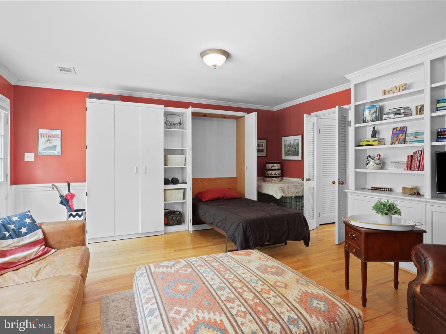 610 S ROYAL ST, ALEXANDRIA, Virginia 22314, 2 Bedrooms Bedrooms, ,2 BathroomsBathrooms,Residential,For sale,610 S ROYAL ST,VAAX2047286 MLS # VAAX2047286