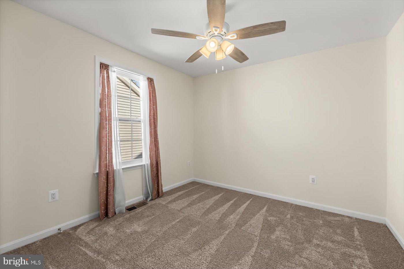 7269 LIBERTY CT, RUTHER GLEN, Virginia 22546, 4 Bedrooms Bedrooms, ,2 BathroomsBathrooms,Residential,For sale,7269 LIBERTY CT,VACV2008474 MLS # VACV2008474