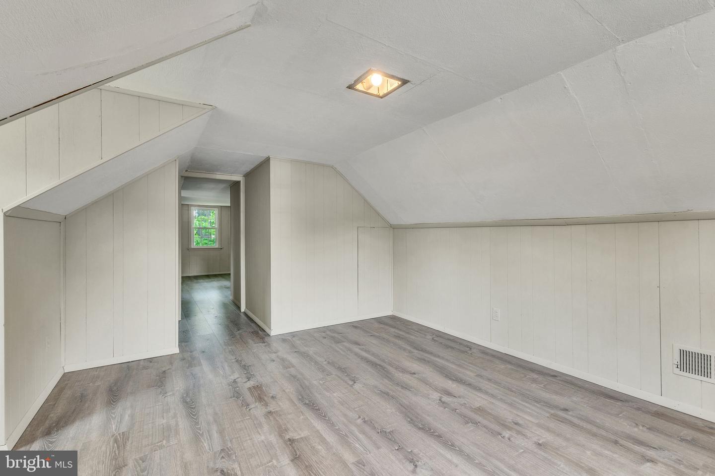 7540 PARK LN, ANNANDALE, Virginia 22003, 4 Bedrooms Bedrooms, ,1 BathroomBathrooms,Residential,For sale,7540 PARK LN,VAFX2254268 MLS # VAFX2254268