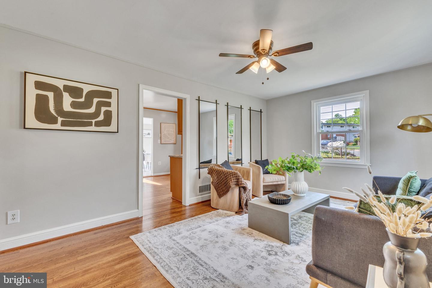 7540 PARK LN, ANNANDALE, Virginia 22003, 4 Bedrooms Bedrooms, ,1 BathroomBathrooms,Residential,For sale,7540 PARK LN,VAFX2254268 MLS # VAFX2254268