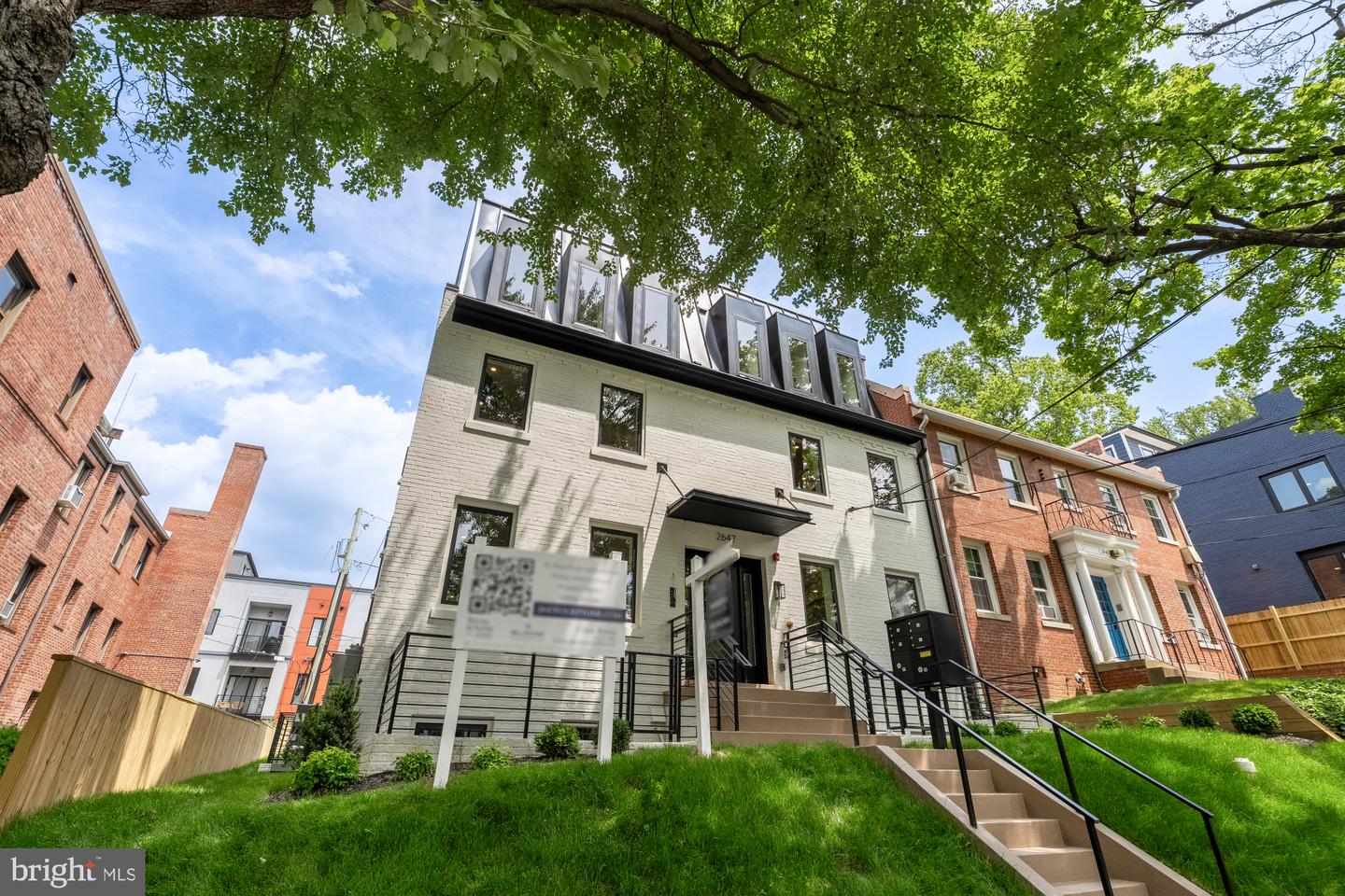 2647 41ST ST NW #4, WASHINGTON, District Of Columbia 20007, 3 Bedrooms Bedrooms, ,2 BathroomsBathrooms,Residential,For sale,2647 41ST ST NW #4,DCDC2209430 MLS # DCDC2209430