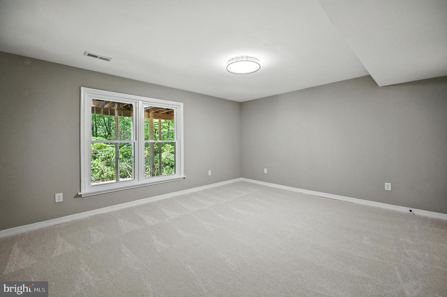 349 POTOMAC RUN RD, FREDERICKSBURG, Virginia 22405, 6 Bedrooms Bedrooms, ,3 BathroomsBathrooms,Residential,For sale,349 POTOMAC RUN RD,VAST2040610 MLS # VAST2040610