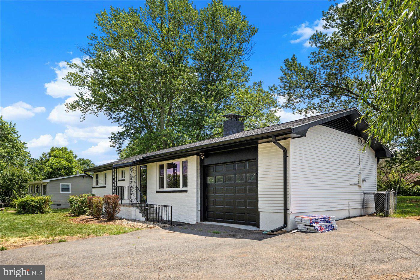 13616 EGGBORNSVILLE, CULPEPER, Virginia 22701, 3 Bedrooms Bedrooms, ,1 BathroomBathrooms,Residential,For sale,13616 EGGBORNSVILLE,VACU2010970 MLS # VACU2010970