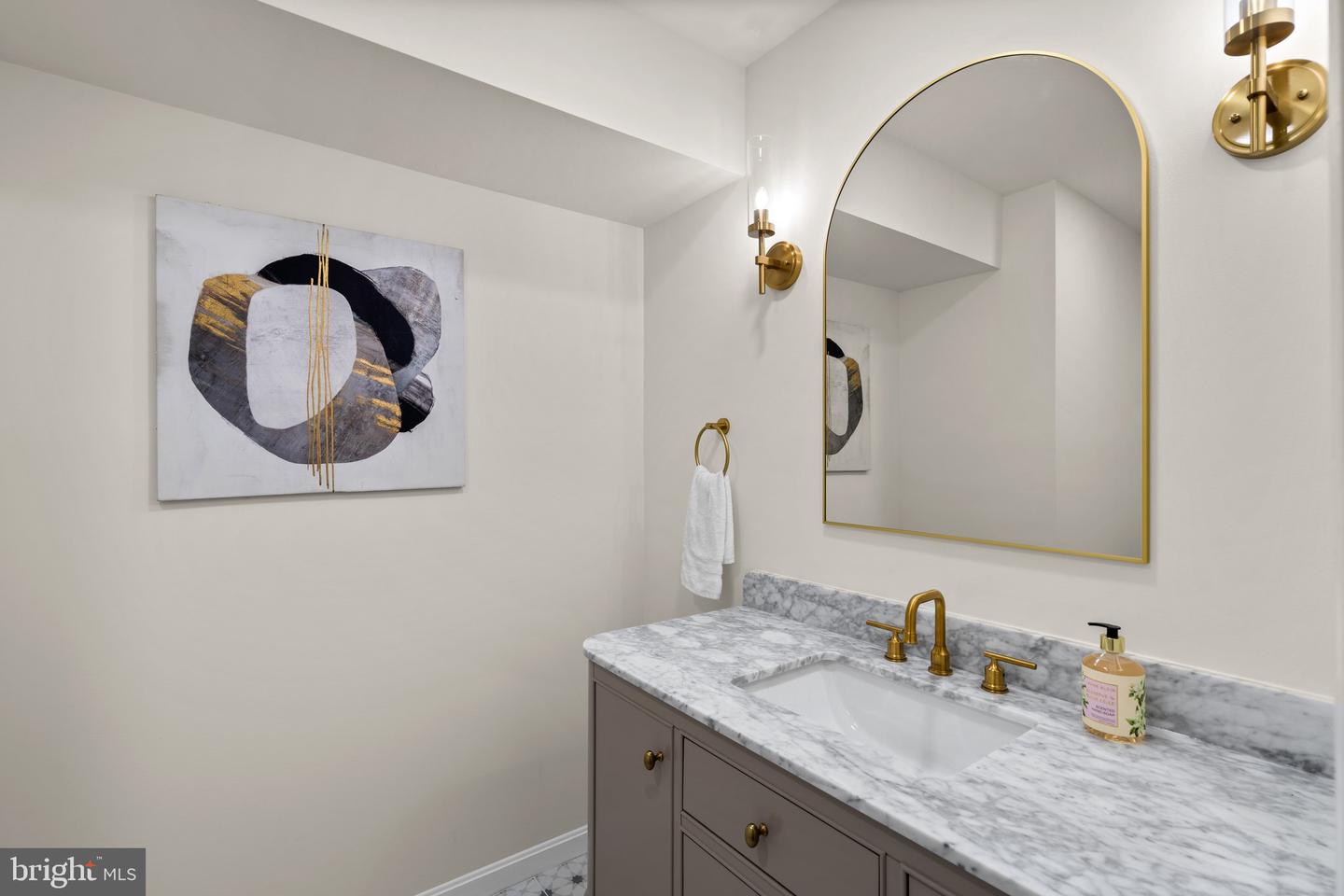 5139 BRENTWOOD FARM DR, FAIRFAX, Virginia 22030, 4 Bedrooms Bedrooms, ,3 BathroomsBathrooms,Residential,For sale,5139 BRENTWOOD FARM DR,VAFX2224586 MLS # VAFX2224586