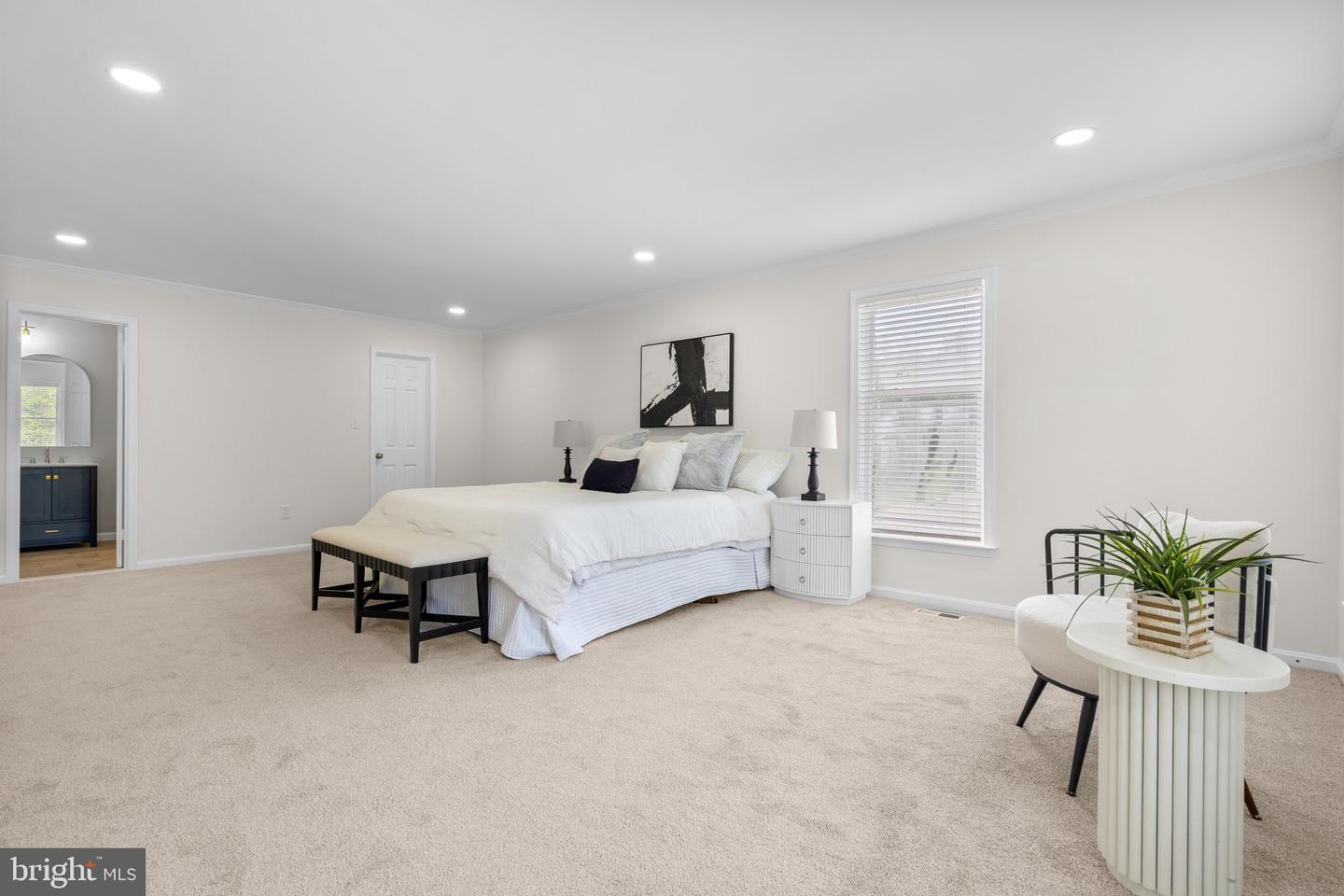 5139 BRENTWOOD FARM DR, FAIRFAX, Virginia 22030, 4 Bedrooms Bedrooms, ,3 BathroomsBathrooms,Residential,For sale,5139 BRENTWOOD FARM DR,VAFX2224586 MLS # VAFX2224586