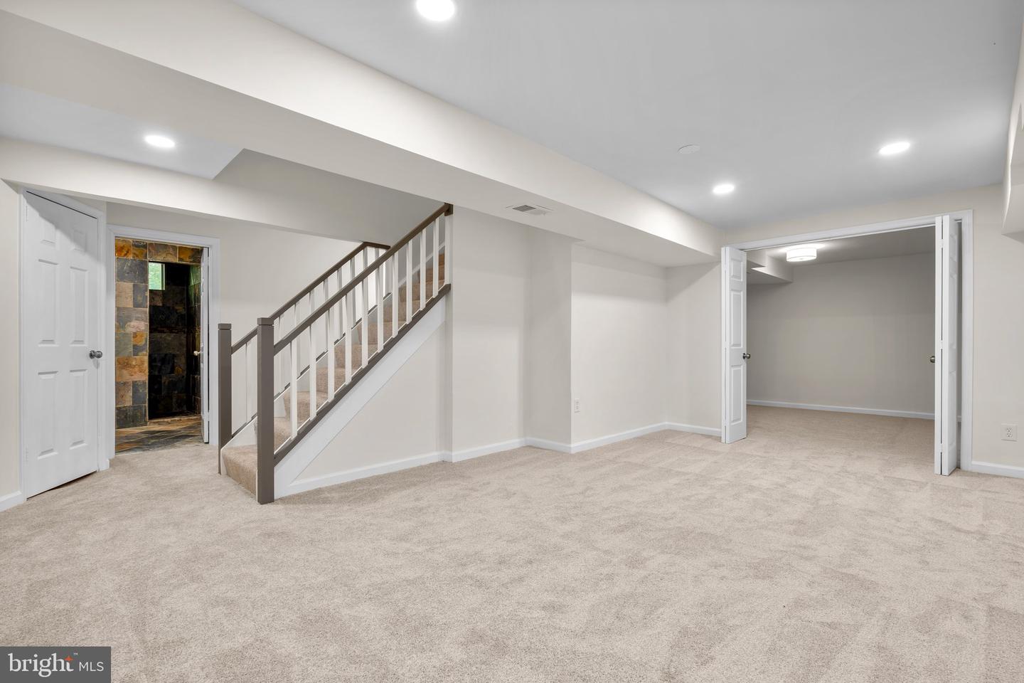 5139 BRENTWOOD FARM DR, FAIRFAX, Virginia 22030, 4 Bedrooms Bedrooms, ,3 BathroomsBathrooms,Residential,For sale,5139 BRENTWOOD FARM DR,VAFX2224586 MLS # VAFX2224586