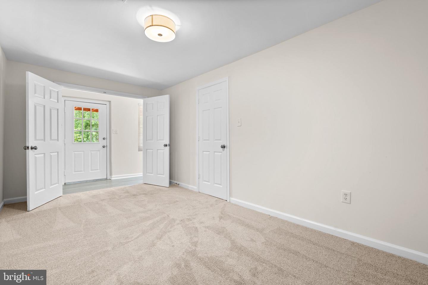 5139 BRENTWOOD FARM DR, FAIRFAX, Virginia 22030, 4 Bedrooms Bedrooms, ,3 BathroomsBathrooms,Residential,For sale,5139 BRENTWOOD FARM DR,VAFX2224586 MLS # VAFX2224586