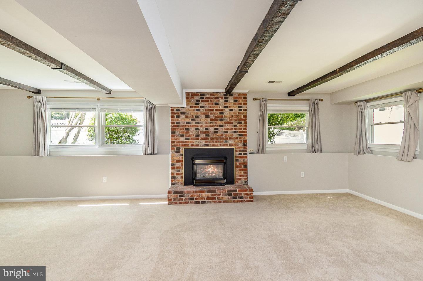 8909 APPLECROSS LN, SPRINGFIELD, Virginia 22153, 4 Bedrooms Bedrooms, ,3 BathroomsBathrooms,Residential,For sale,8909 APPLECROSS LN,VAFX2236278 MLS # VAFX2236278