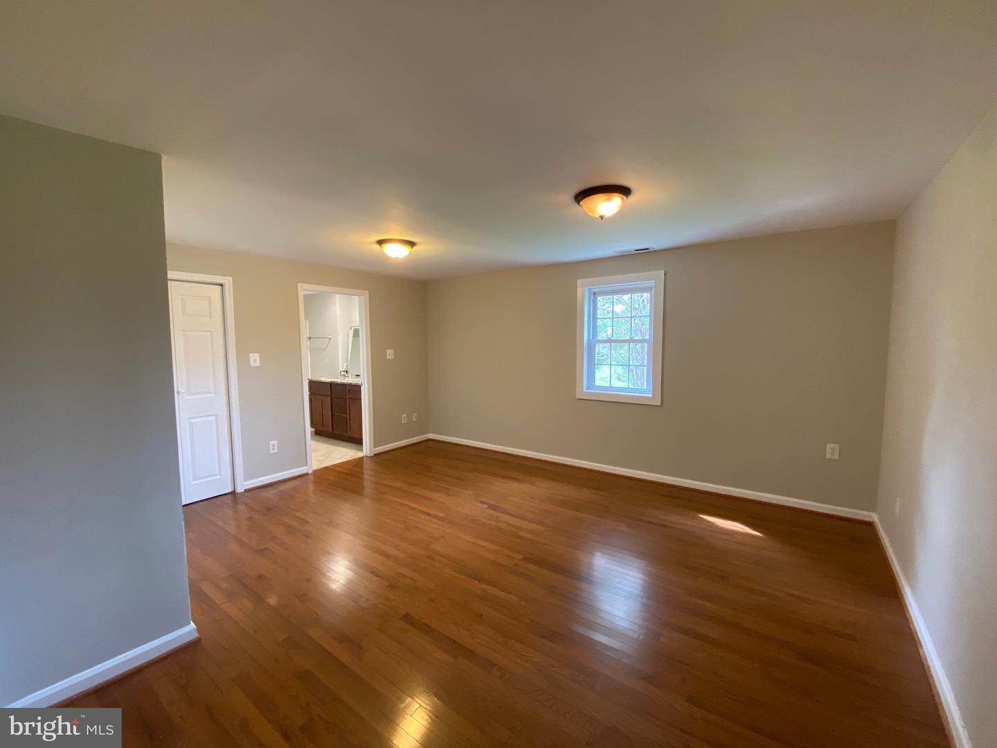 1006 WHITE OAK RD, FREDERICKSBURG, Virginia 22405, 3 Bedrooms Bedrooms, ,2 BathroomsBathrooms,Residential,For sale,1006 WHITE OAK RD,VAST2038490 MLS # VAST2038490