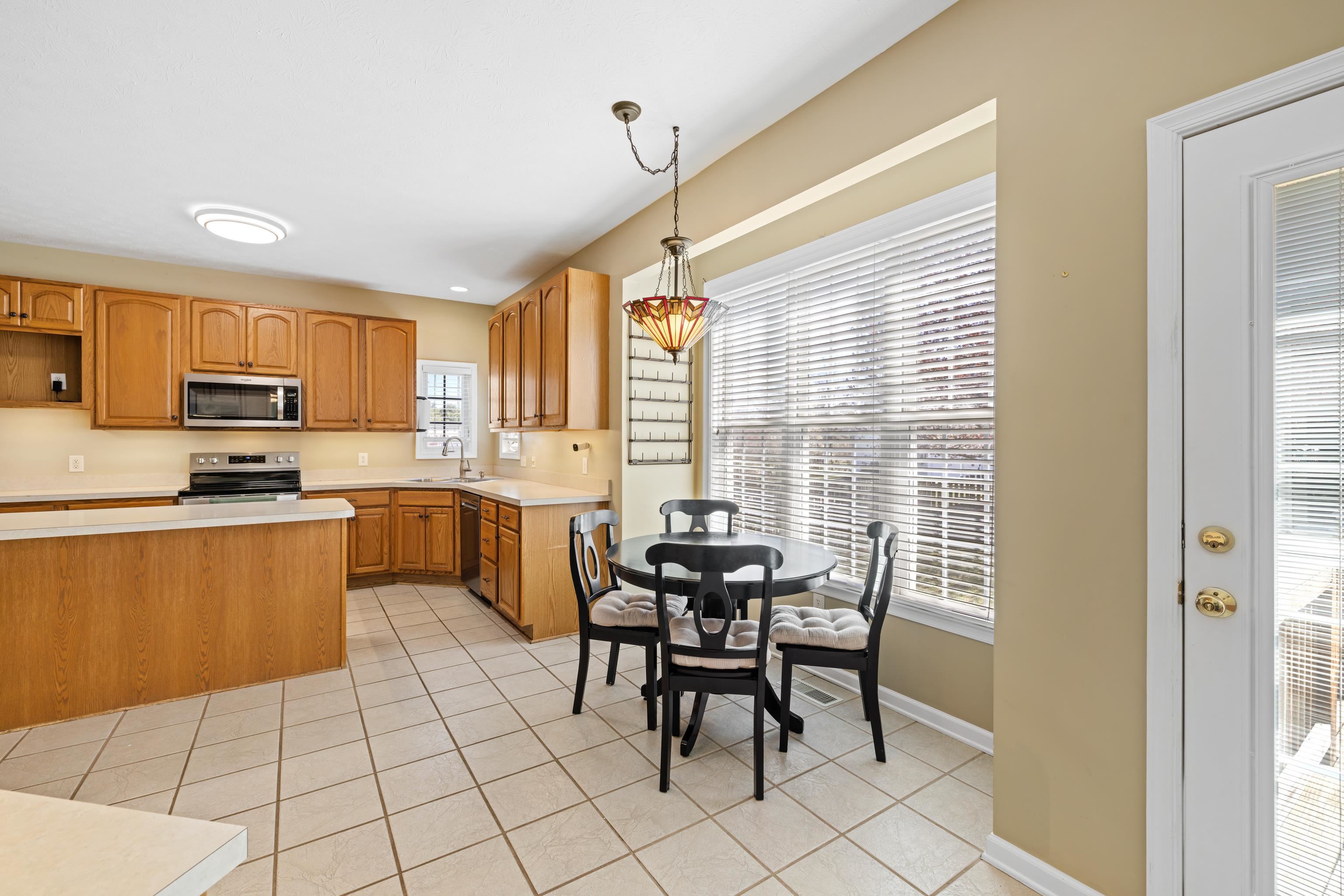 30 SIR ROBIN RD, WAYNESBORO, Virginia 22980, 4 Bedrooms Bedrooms, ,2 BathroomsBathrooms,Residential,30 SIR ROBIN RD,662453 MLS # 662453