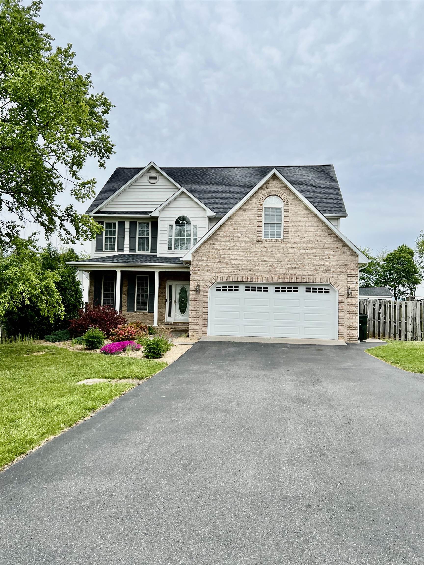 30 SIR ROBIN RD, WAYNESBORO, Virginia 22980, 4 Bedrooms Bedrooms, ,2 BathroomsBathrooms,Residential,30 SIR ROBIN RD,662453 MLS # 662453