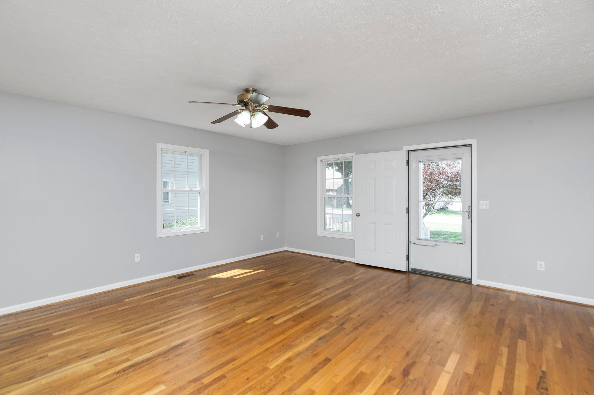 115 HODGE ST, STUARTS DRAFT, Virginia 24477, 3 Bedrooms Bedrooms, ,2 BathroomsBathrooms,Residential,115 HODGE ST,666516 MLS # 666516