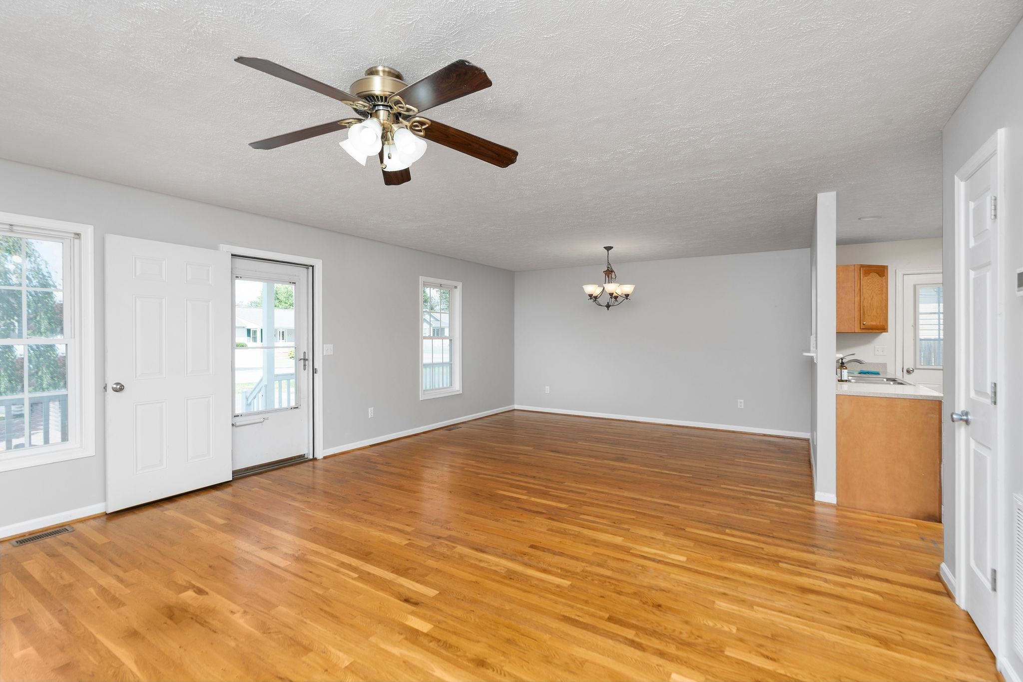 115 HODGE ST, STUARTS DRAFT, Virginia 24477, 3 Bedrooms Bedrooms, ,2 BathroomsBathrooms,Residential,115 HODGE ST,666516 MLS # 666516