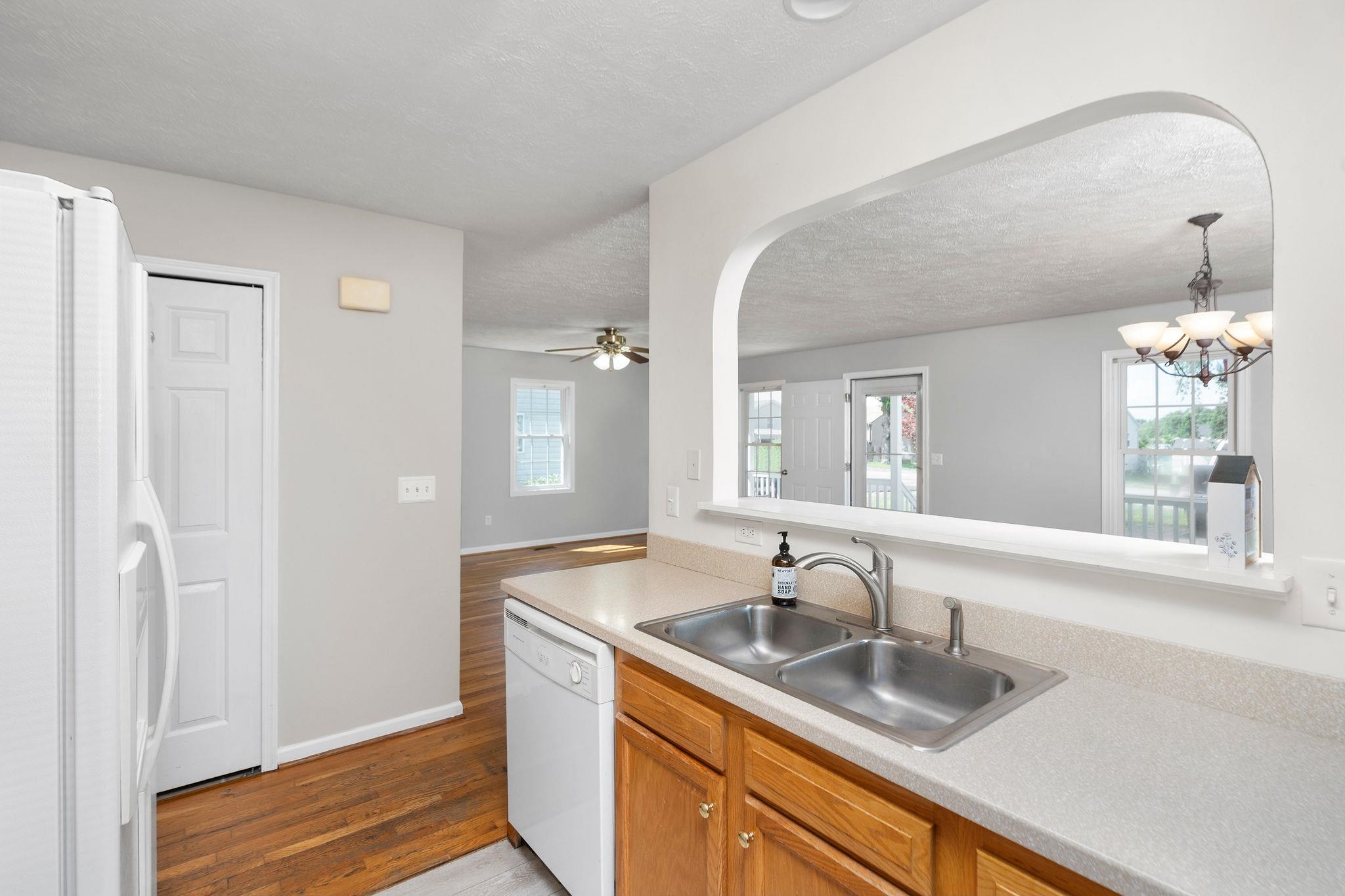 115 HODGE ST, STUARTS DRAFT, Virginia 24477, 3 Bedrooms Bedrooms, ,2 BathroomsBathrooms,Residential,115 HODGE ST,666516 MLS # 666516