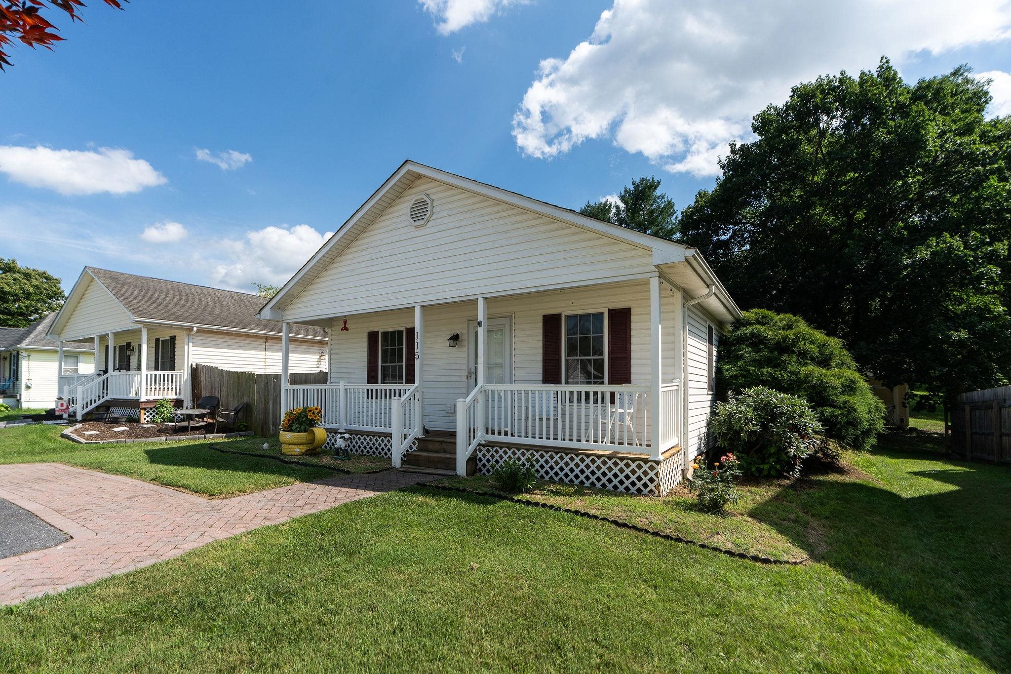115 HODGE ST, STUARTS DRAFT, Virginia 24477, 3 Bedrooms Bedrooms, ,2 BathroomsBathrooms,Residential,115 HODGE ST,666516 MLS # 666516