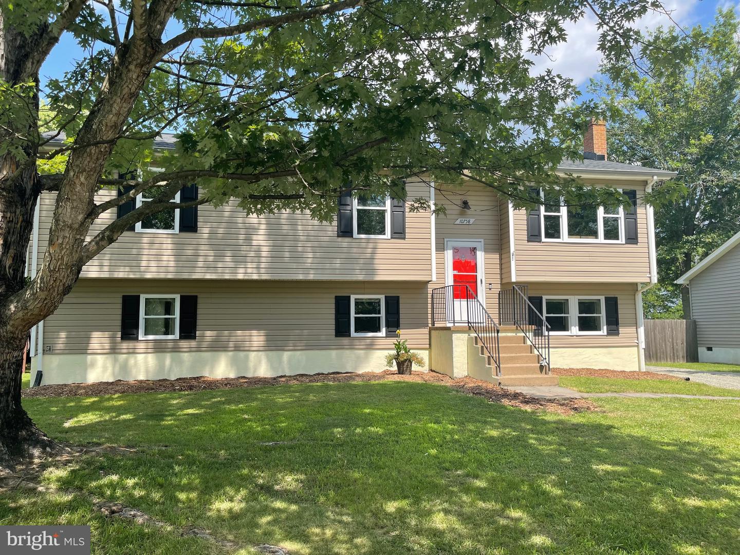 10758 BLAKE LN, BEALETON, Virginia 22712, 4 Bedrooms Bedrooms, ,3 BathroomsBathrooms,Residential,For sale,10758 BLAKE LN,VAFQ2016792 MLS # VAFQ2016792