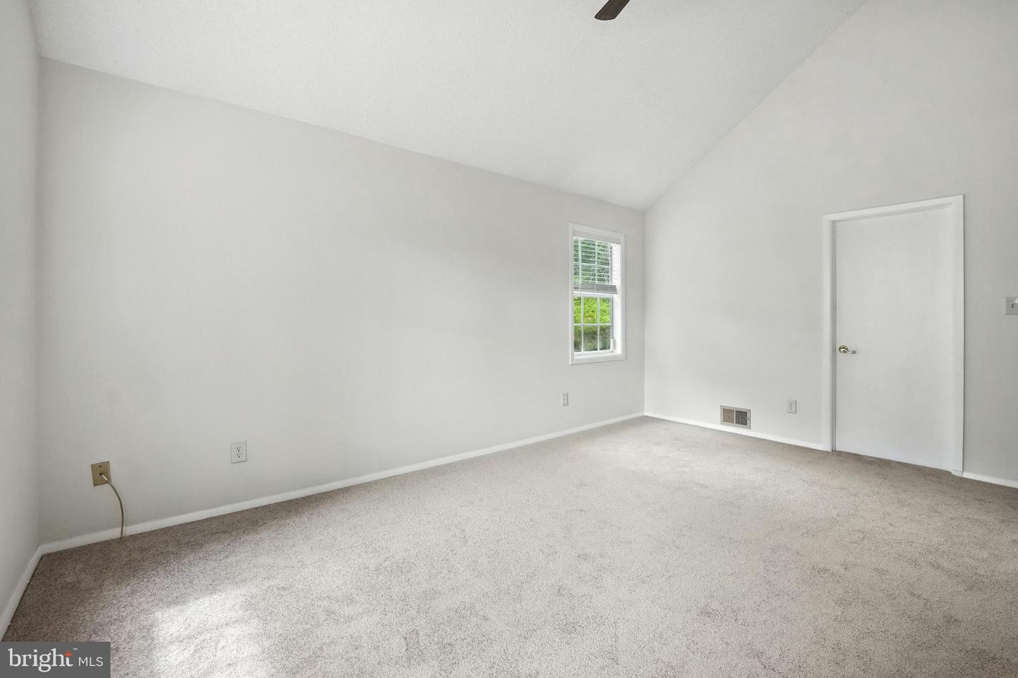 111 ELM TREE LN, STERLING, Virginia 20164, 4 Bedrooms Bedrooms, ,2 BathroomsBathrooms,Residential,For sale,111 ELM TREE LN,VALO2098728 MLS # VALO2098728