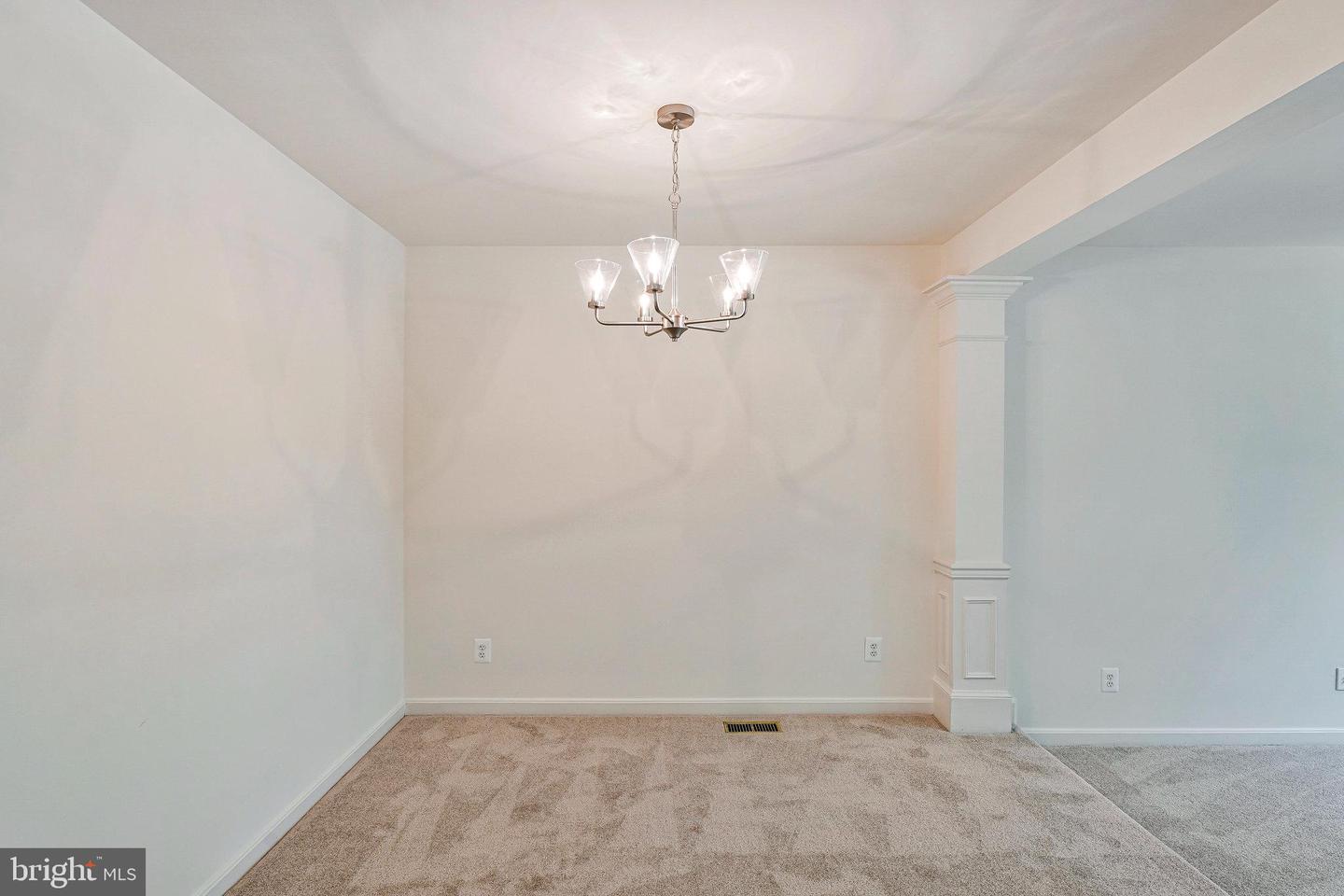 1019 LEXUS WAY, HERNDON, Virginia 20170, 4 Bedrooms Bedrooms, ,3 BathroomsBathrooms,Residential,For sale,1019 LEXUS WAY,VAFX2245568 MLS # VAFX2245568