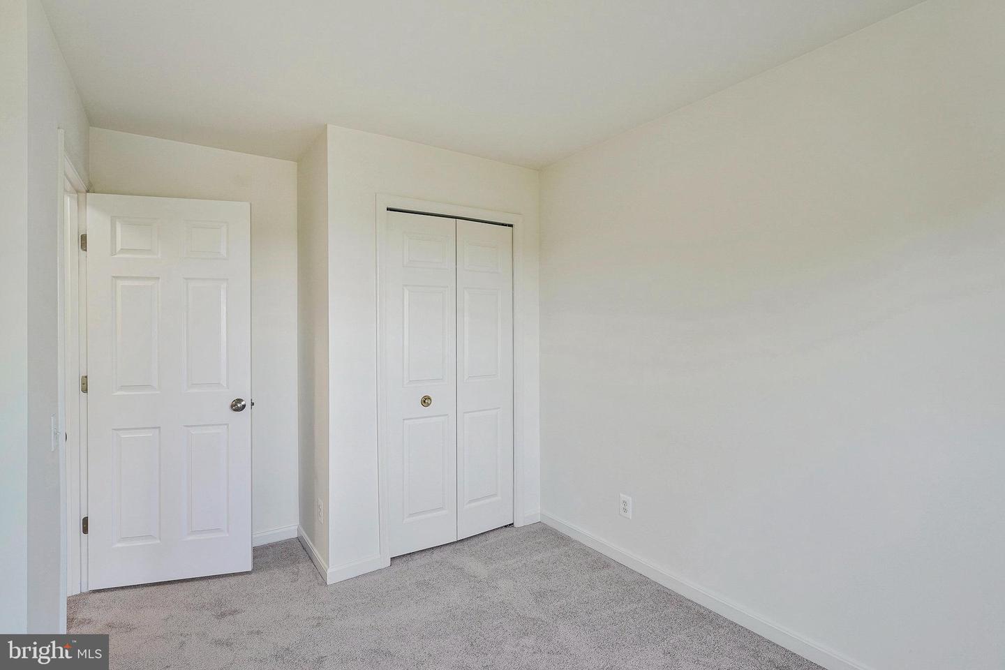 1019 LEXUS WAY, HERNDON, Virginia 20170, 4 Bedrooms Bedrooms, ,3 BathroomsBathrooms,Residential,For sale,1019 LEXUS WAY,VAFX2245568 MLS # VAFX2245568