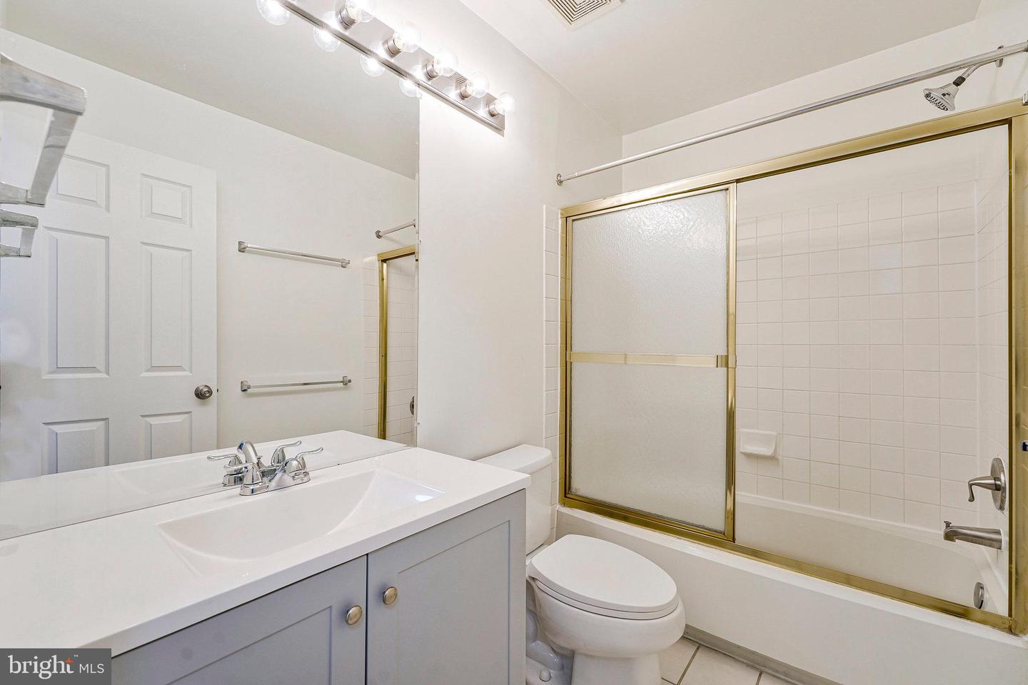 1019 LEXUS WAY, HERNDON, Virginia 20170, 4 Bedrooms Bedrooms, ,3 BathroomsBathrooms,Residential,For sale,1019 LEXUS WAY,VAFX2245568 MLS # VAFX2245568