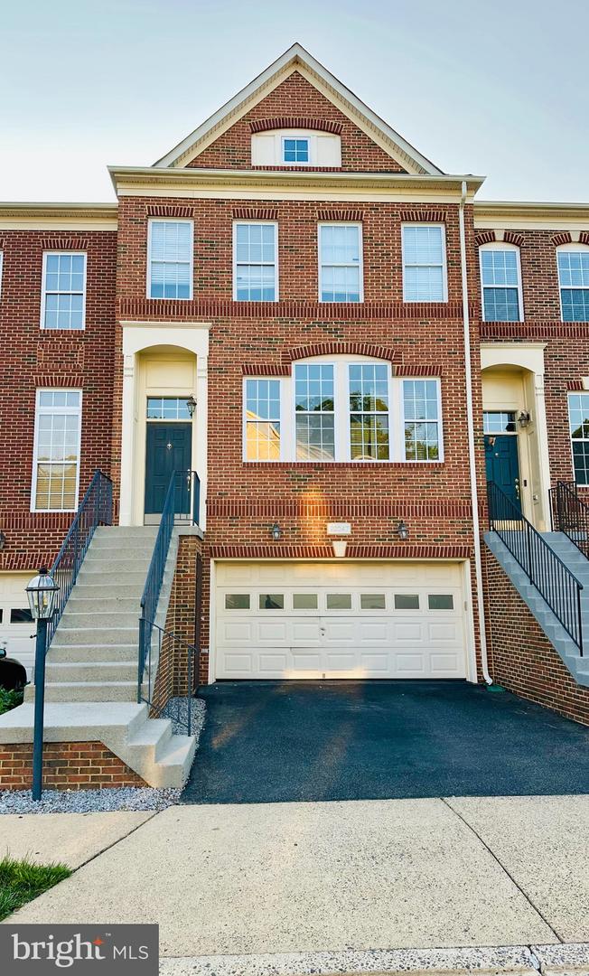 22047 AVONWORTH SQ, BROADLANDS, Virginia 20148, 3 Bedrooms Bedrooms, ,3 BathroomsBathrooms,Residential,For sale,22047 AVONWORTH SQ,VALO2098788 MLS # VALO2098788