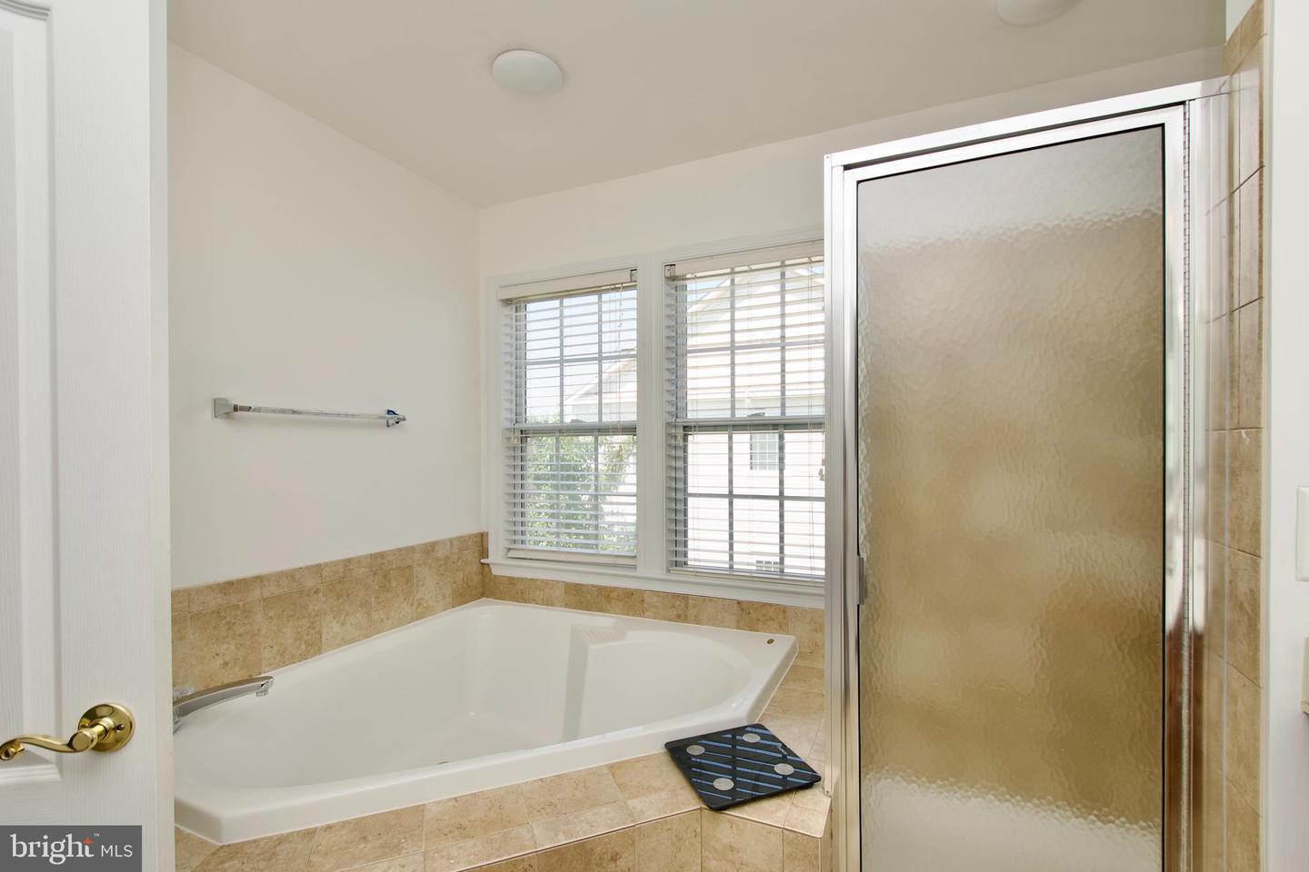 22047 AVONWORTH SQ, BROADLANDS, Virginia 20148, 3 Bedrooms Bedrooms, ,3 BathroomsBathrooms,Residential,For sale,22047 AVONWORTH SQ,VALO2098788 MLS # VALO2098788