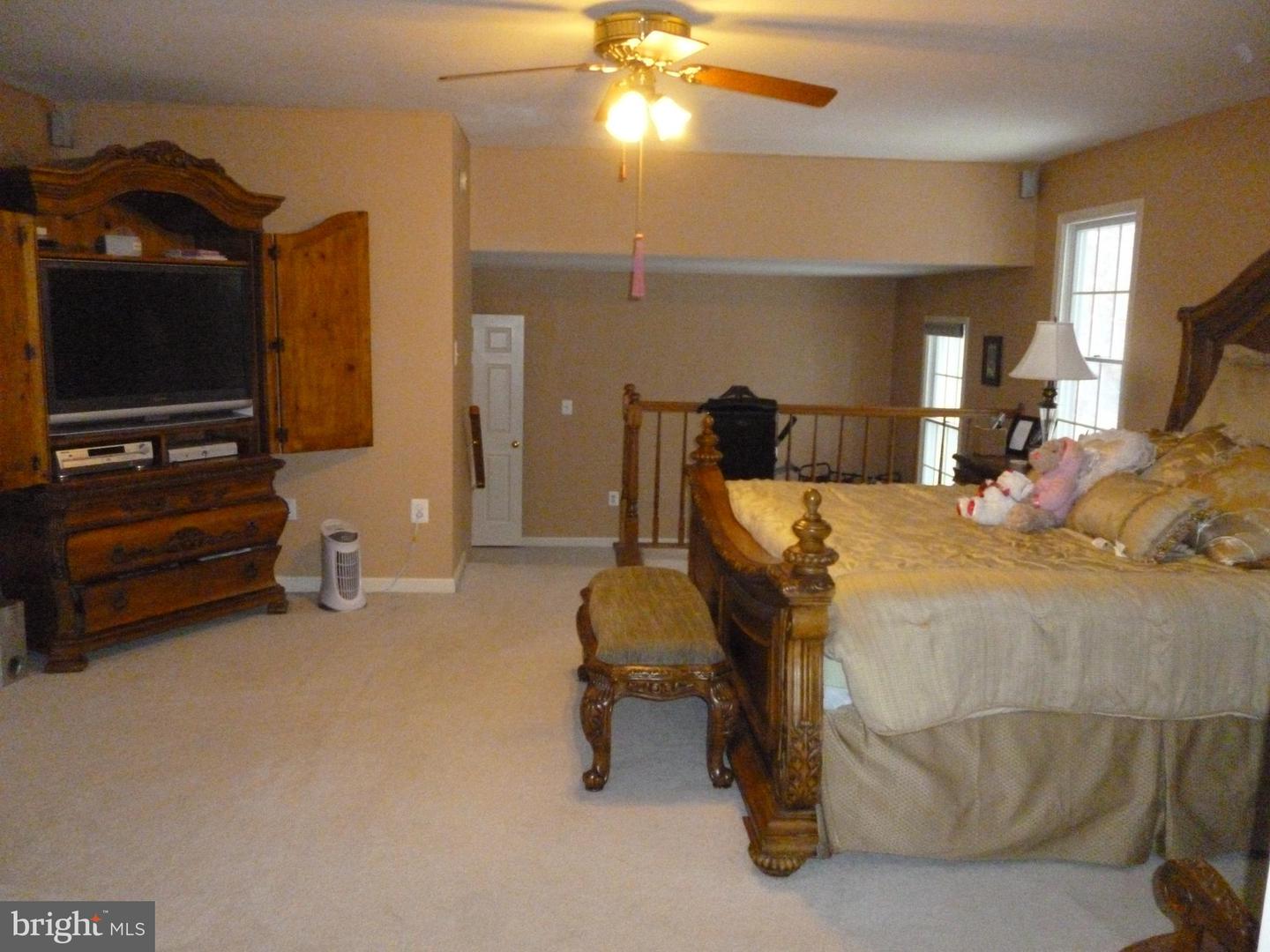 14591 ESTATE DR, WOODBRIDGE, Virginia 22193, 5 Bedrooms Bedrooms, ,3 BathroomsBathrooms,Residential,For sale,14591 ESTATE DR,VAPW2097380 MLS # VAPW2097380