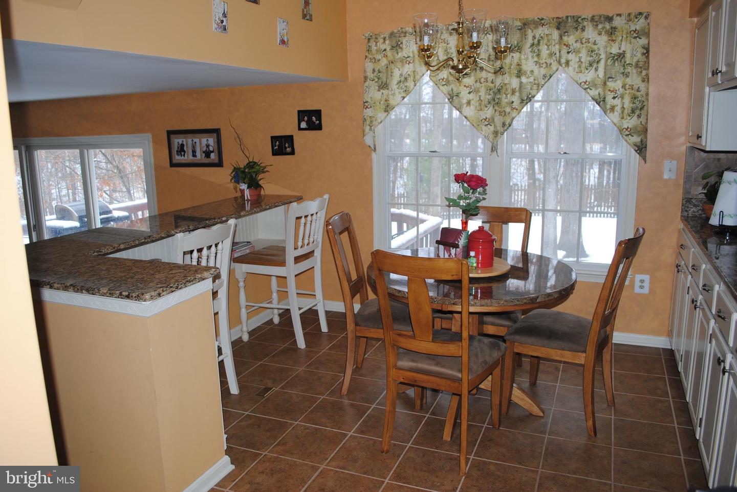 14591 ESTATE DR, WOODBRIDGE, Virginia 22193, 5 Bedrooms Bedrooms, ,3 BathroomsBathrooms,Residential,For sale,14591 ESTATE DR,VAPW2097380 MLS # VAPW2097380