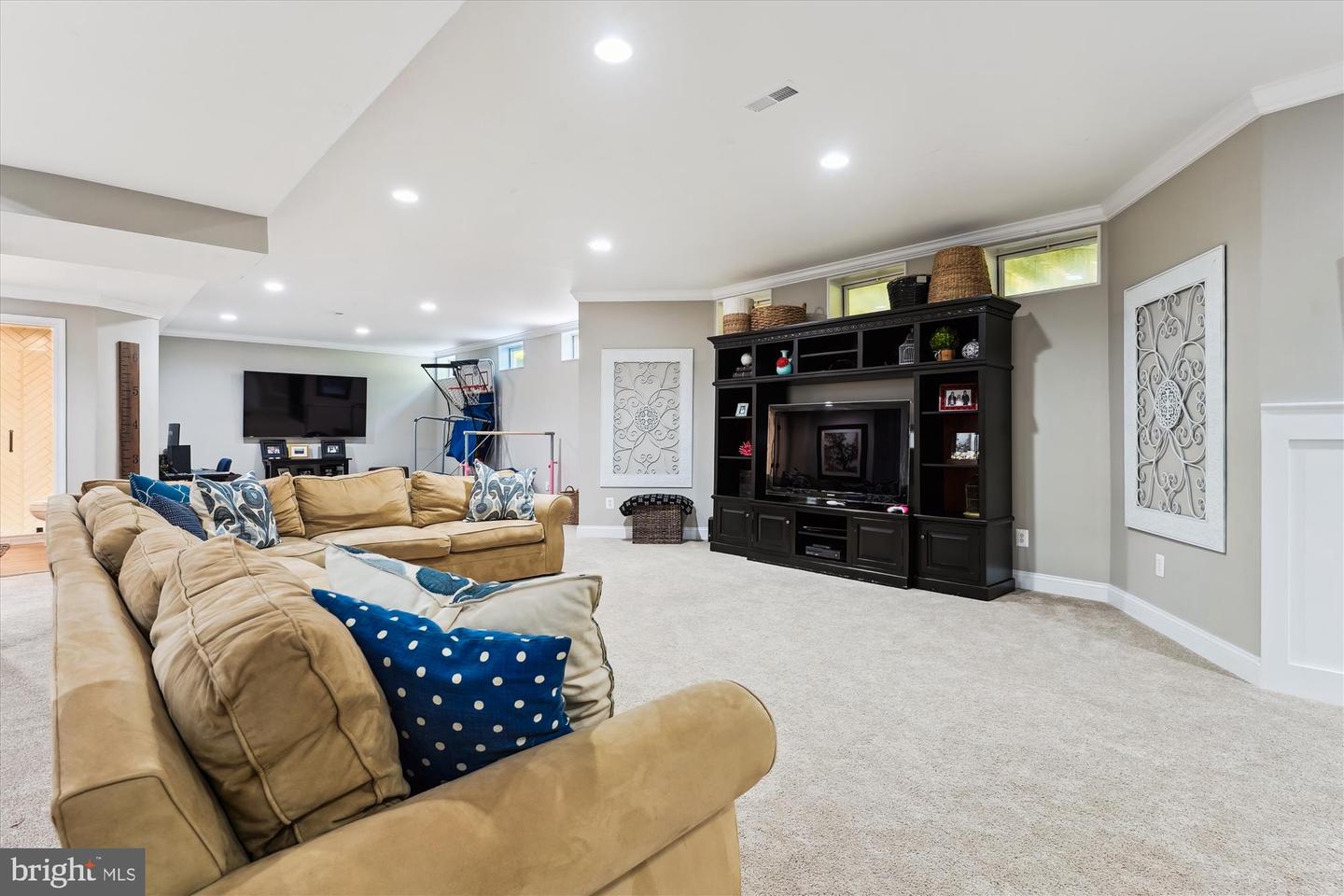 20481 TAPPAHANNOCK PL, STERLING, Virginia 20165, 4 Bedrooms Bedrooms, ,3 BathroomsBathrooms,Residential,For sale,20481 TAPPAHANNOCK PL,VALO2099986 MLS # VALO2099986