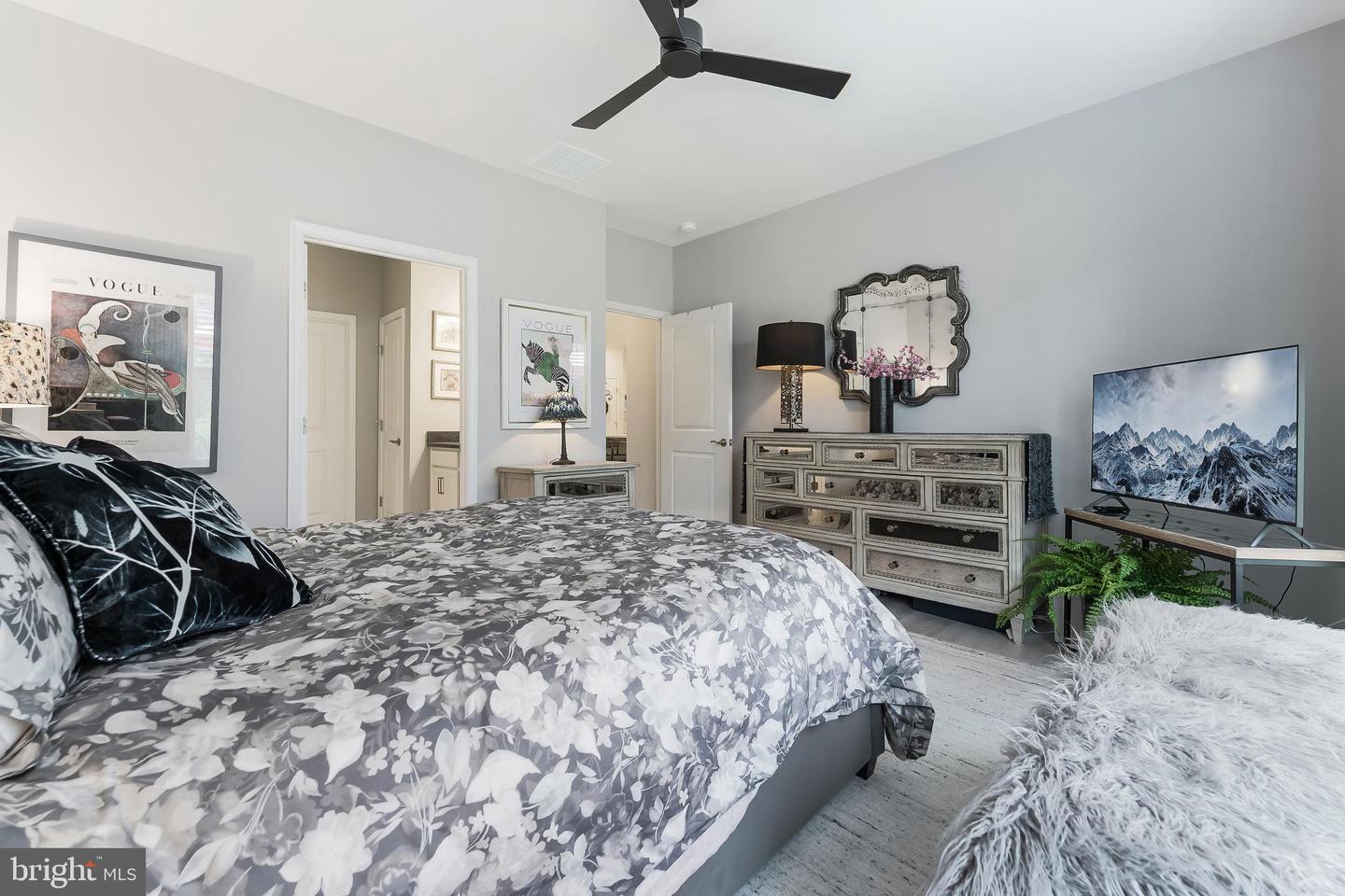 46394 ROSE RIVER TER, STERLING, Virginia 20164, 2 Bedrooms Bedrooms, ,2 BathroomsBathrooms,Residential,For sale,46394 ROSE RIVER TER,VALO2100210 MLS # VALO2100210