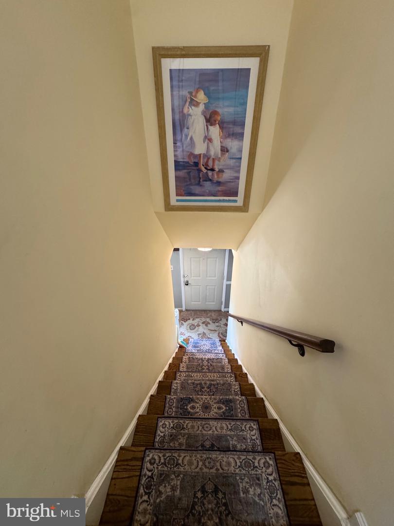 9579 HAGEL CIR #16/E, LORTON, Virginia 22079, 2 Bedrooms Bedrooms, ,1 BathroomBathrooms,Residential,For sale,9579 HAGEL CIR #16/E,VAFX2249982 MLS # VAFX2249982