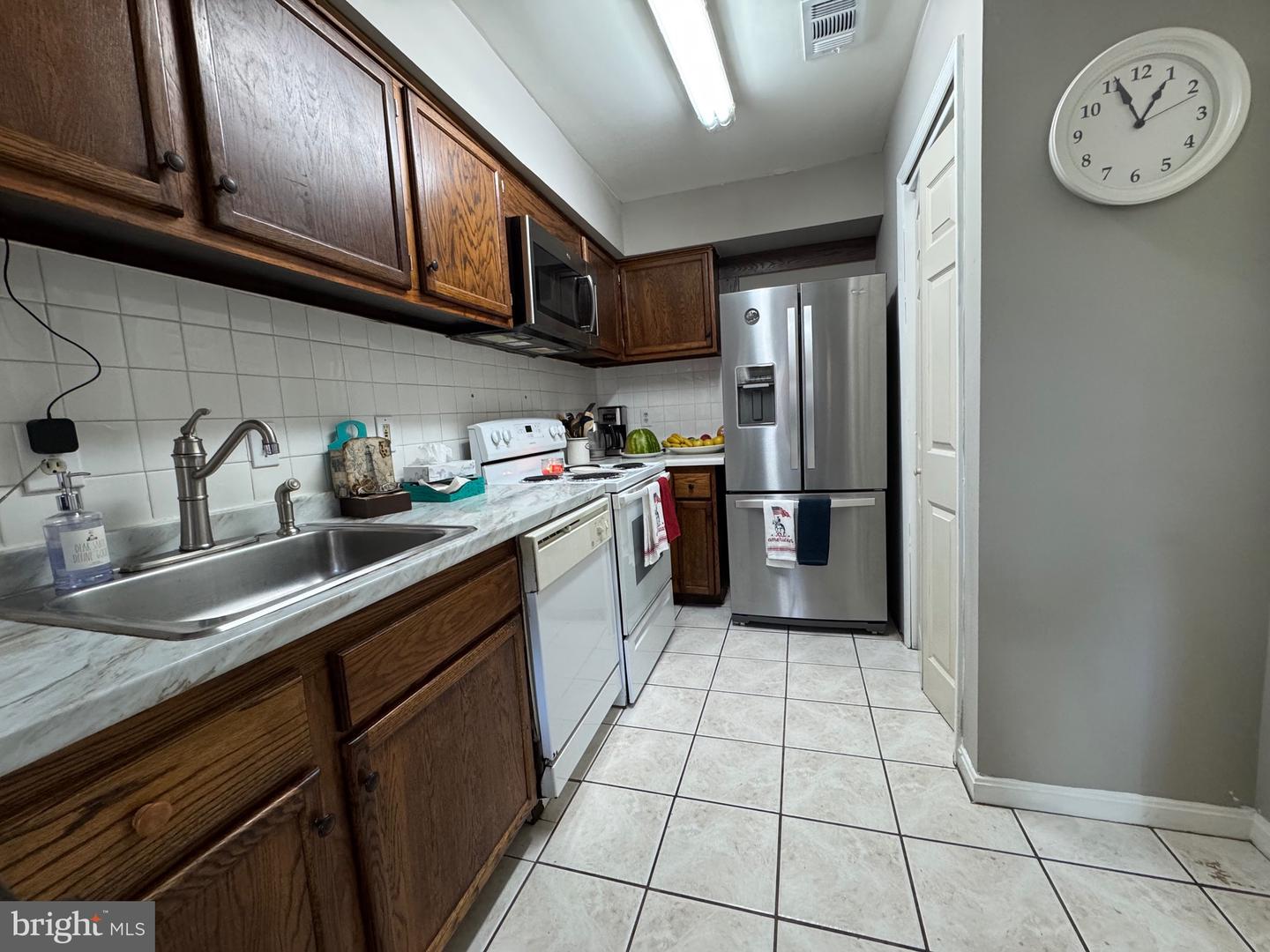 9579 HAGEL CIR #16/E, LORTON, Virginia 22079, 2 Bedrooms Bedrooms, ,1 BathroomBathrooms,Residential,For sale,9579 HAGEL CIR #16/E,VAFX2249982 MLS # VAFX2249982