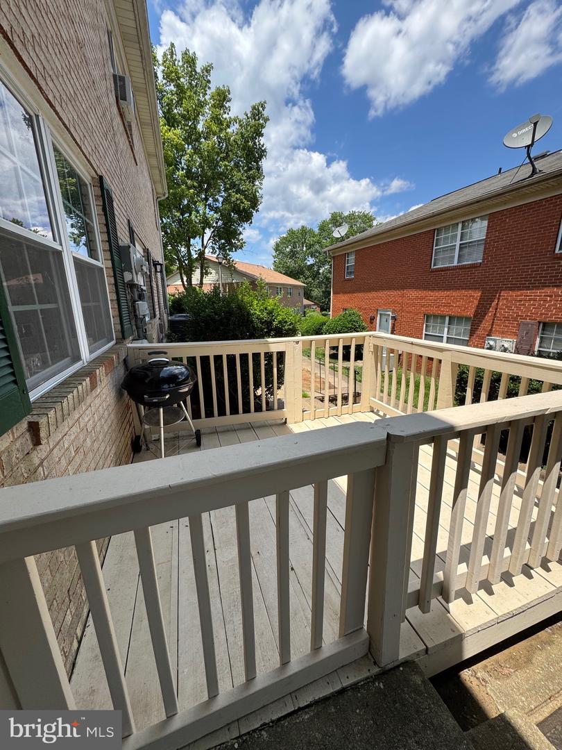 9579 HAGEL CIR #16/E, LORTON, Virginia 22079, 2 Bedrooms Bedrooms, ,1 BathroomBathrooms,Residential,For sale,9579 HAGEL CIR #16/E,VAFX2249982 MLS # VAFX2249982