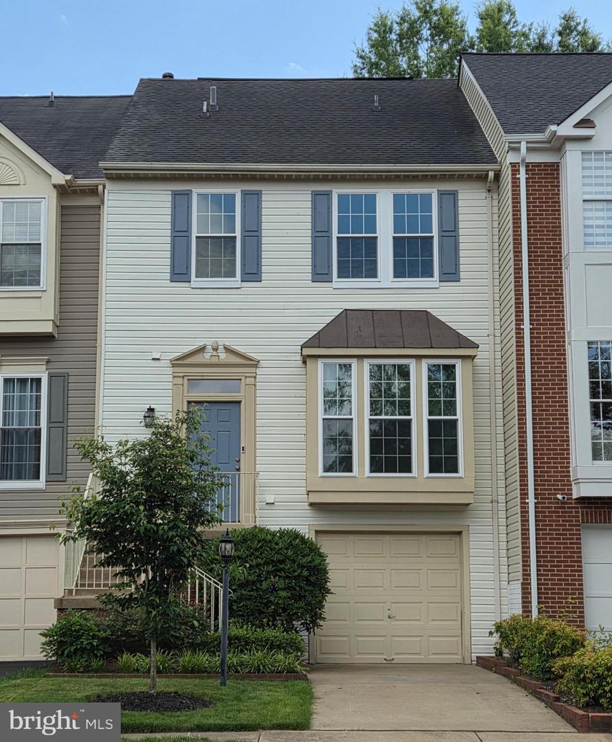 20353 BRIARCLIFF TER, STERLING, Virginia 20165, 3 Bedrooms Bedrooms, ,3 BathroomsBathrooms,Residential,For sale,20353 BRIARCLIFF TER,VALO2100362 MLS # VALO2100362