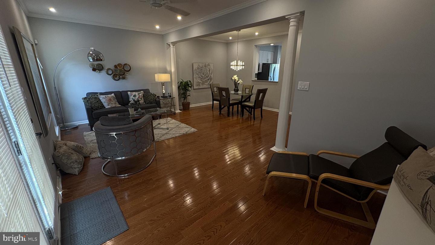 20353 BRIARCLIFF TER, STERLING, Virginia 20165, 3 Bedrooms Bedrooms, ,2 BathroomsBathrooms,Residential,For sale,20353 BRIARCLIFF TER,VALO2100362 MLS # VALO2100362