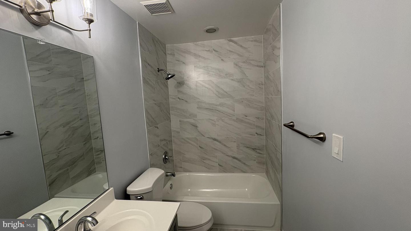 20353 BRIARCLIFF TER, STERLING, Virginia 20165, 3 Bedrooms Bedrooms, ,2 BathroomsBathrooms,Residential,For sale,20353 BRIARCLIFF TER,VALO2100362 MLS # VALO2100362