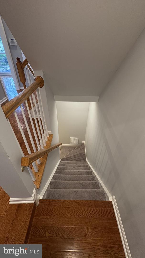 20353 BRIARCLIFF TER, STERLING, Virginia 20165, 3 Bedrooms Bedrooms, ,2 BathroomsBathrooms,Residential,For sale,20353 BRIARCLIFF TER,VALO2100362 MLS # VALO2100362