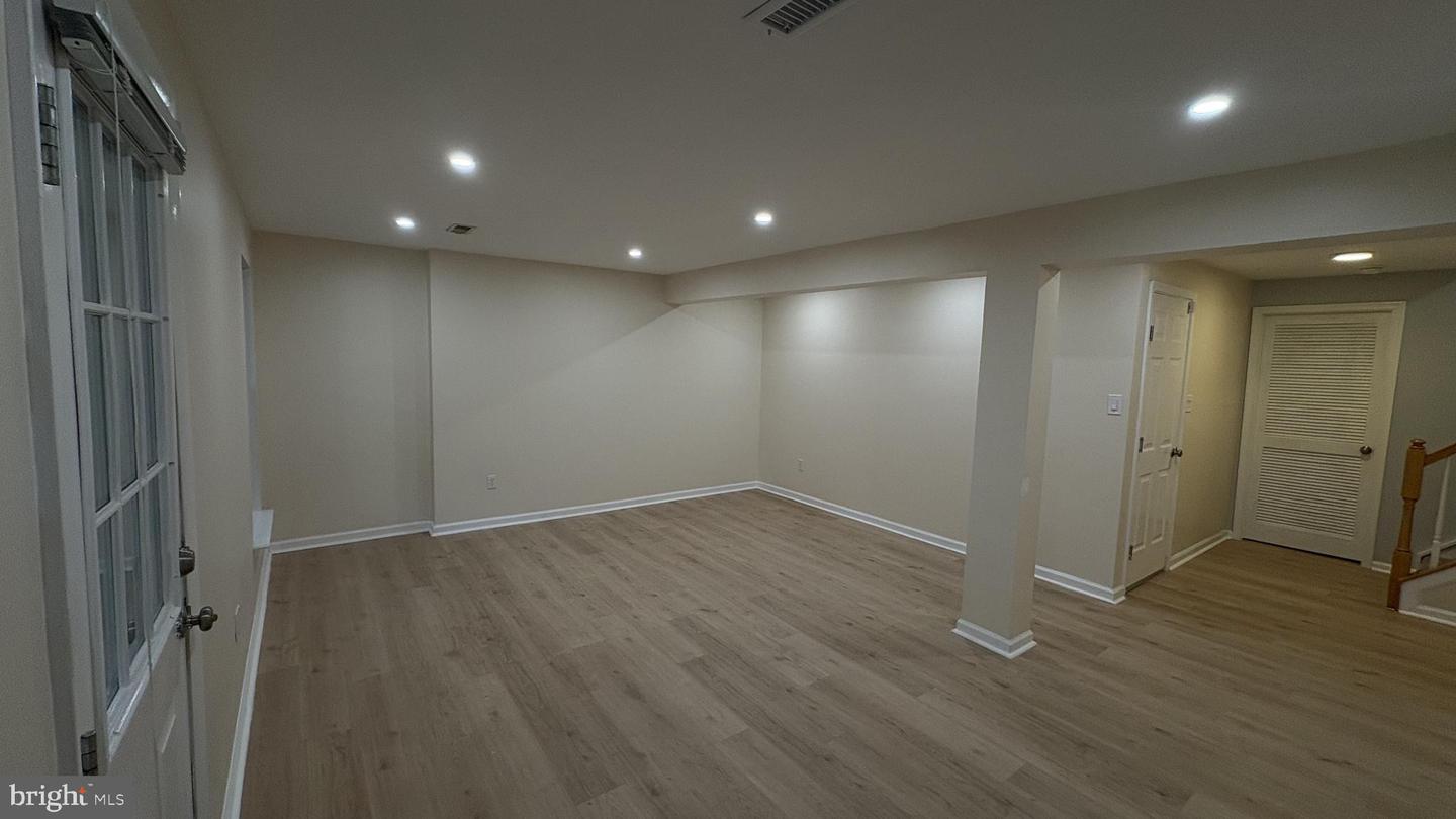 20353 BRIARCLIFF TER, STERLING, Virginia 20165, 3 Bedrooms Bedrooms, ,2 BathroomsBathrooms,Residential,For sale,20353 BRIARCLIFF TER,VALO2100362 MLS # VALO2100362