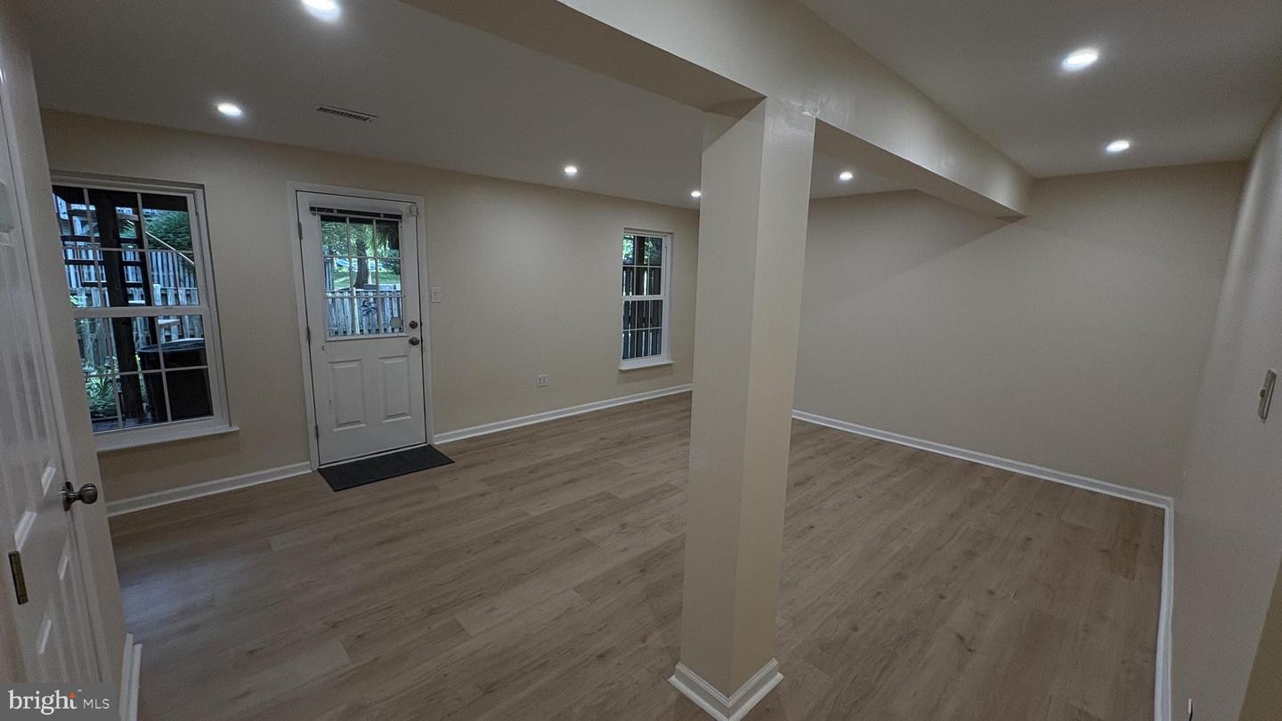 20353 BRIARCLIFF TER, STERLING, Virginia 20165, 3 Bedrooms Bedrooms, ,2 BathroomsBathrooms,Residential,For sale,20353 BRIARCLIFF TER,VALO2100362 MLS # VALO2100362