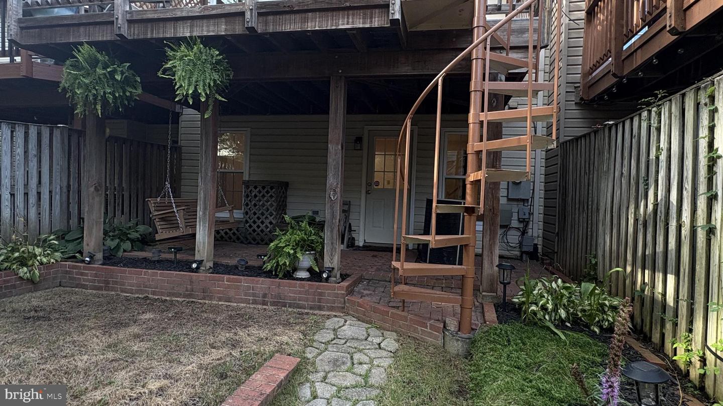 20353 BRIARCLIFF TER, STERLING, Virginia 20165, 3 Bedrooms Bedrooms, ,2 BathroomsBathrooms,Residential,For sale,20353 BRIARCLIFF TER,VALO2100362 MLS # VALO2100362