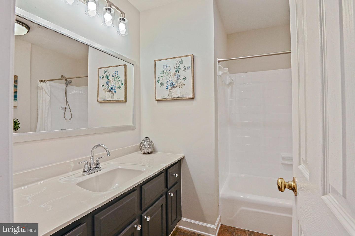 1819 HORSEBACK TRL, VIENNA, Virginia 22182, 5 Bedrooms Bedrooms, ,3 BathroomsBathrooms,Residential,For sale,1819 HORSEBACK TRL,VAFX2250402 MLS # VAFX2250402