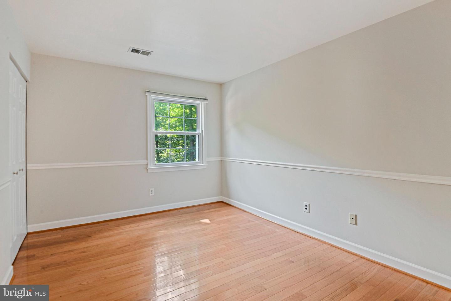 1819 HORSEBACK TRL, VIENNA, Virginia 22182, 5 Bedrooms Bedrooms, ,3 BathroomsBathrooms,Residential,For sale,1819 HORSEBACK TRL,VAFX2250402 MLS # VAFX2250402