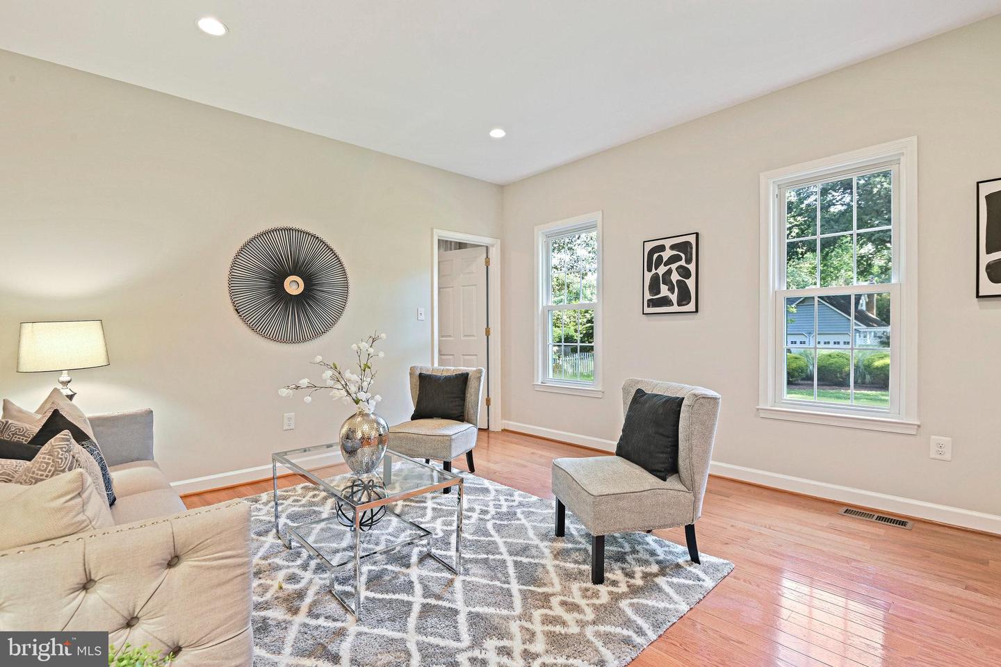 1819 HORSEBACK TRL, VIENNA, Virginia 22182, 5 Bedrooms Bedrooms, ,3 BathroomsBathrooms,Residential,For sale,1819 HORSEBACK TRL,VAFX2250402 MLS # VAFX2250402